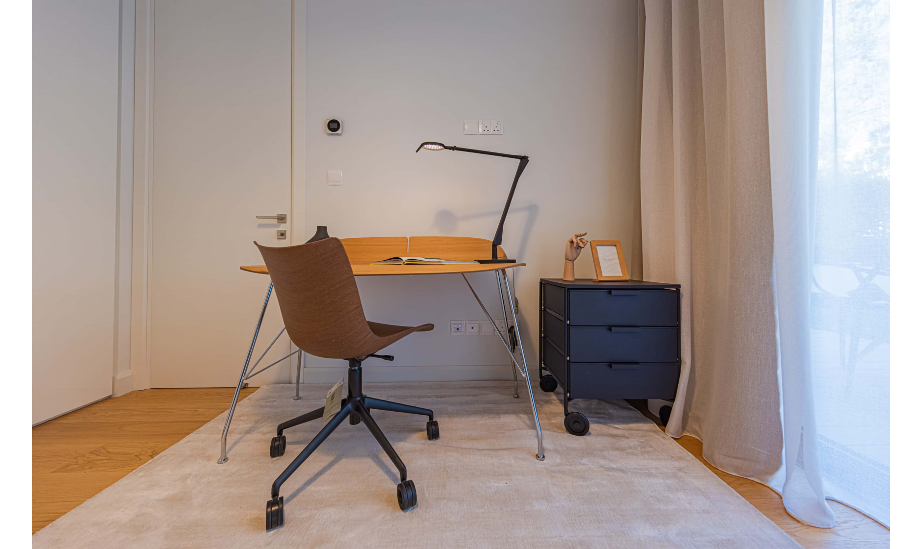 section hero slider slide background